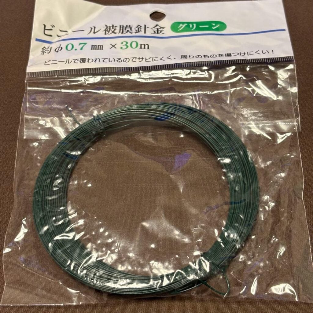 セリア 針金 レビュー, 針金 100均 DIY, セリア ワイヤー 使い勝手, 100均 ワイヤー 活用アイデア, 針金 DIY おすすめ, セリア DIY 材料