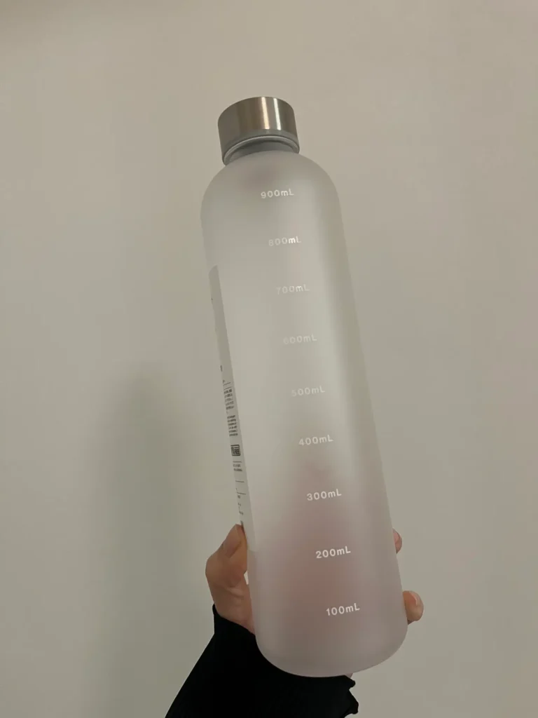 セリア ドリンクボトル 800ml ダイソー 比較 レビュー, 100均 ドリンクボトル 800ml コスパ, セリア ダイソー 水筒 使い心地 検証, 100均 ボトル おすすめ 本音評価