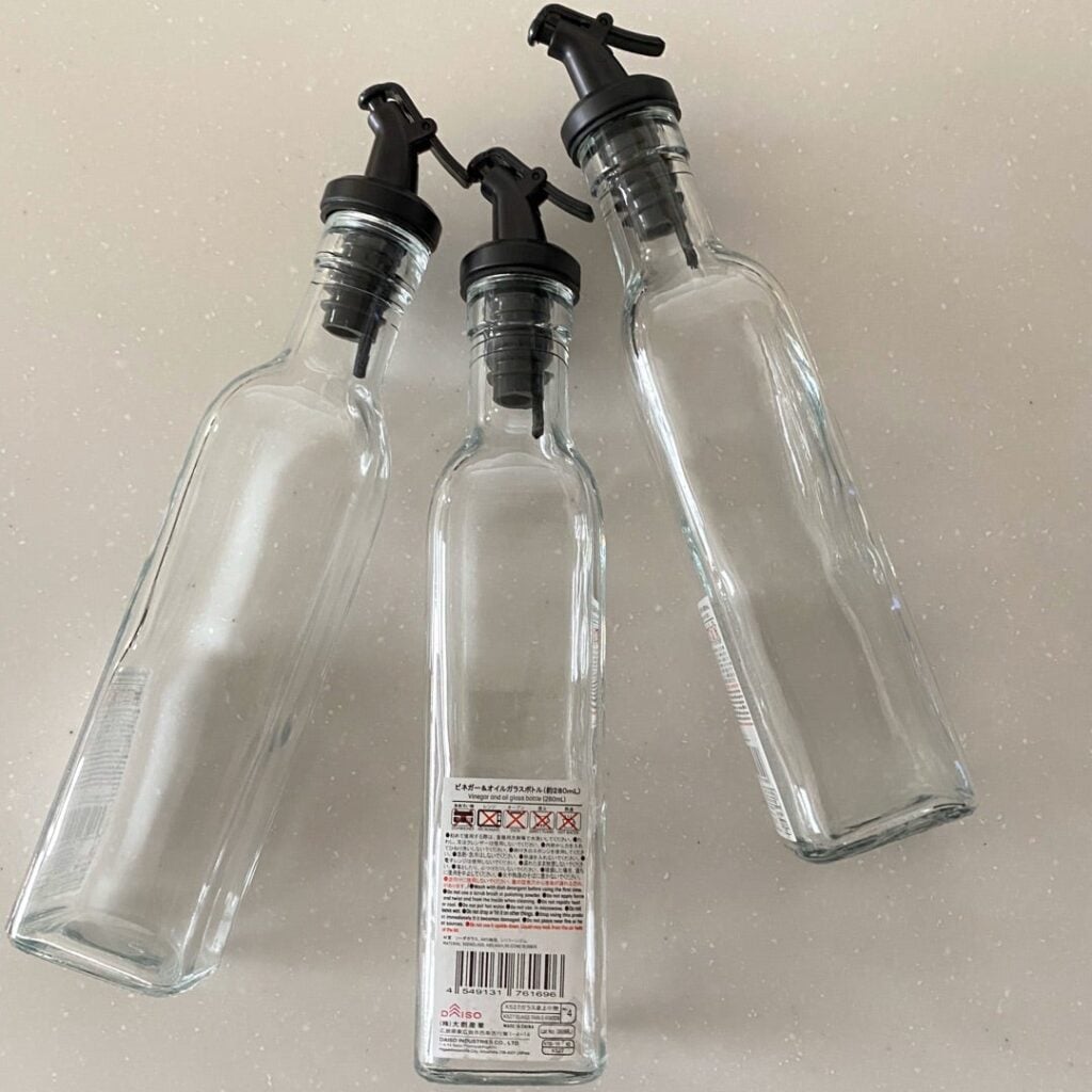 無印良品 オイルボトル 1年 使用レビュー, オイルボトル 無印良品 ダイソー セリア ニトリ 比較, 無印良品 オイルボトル 液だれ 実際の感想, オイルボトル 無印良品 本音レビュー